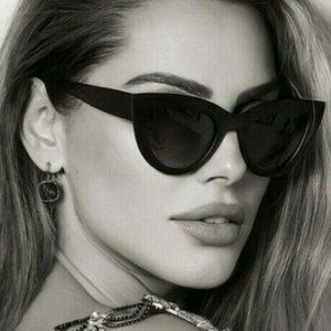 Women Sunglasses CAT EYE Kittikat Miss Kitty FELINE RETRO VINTAGE Shadz GAFAS